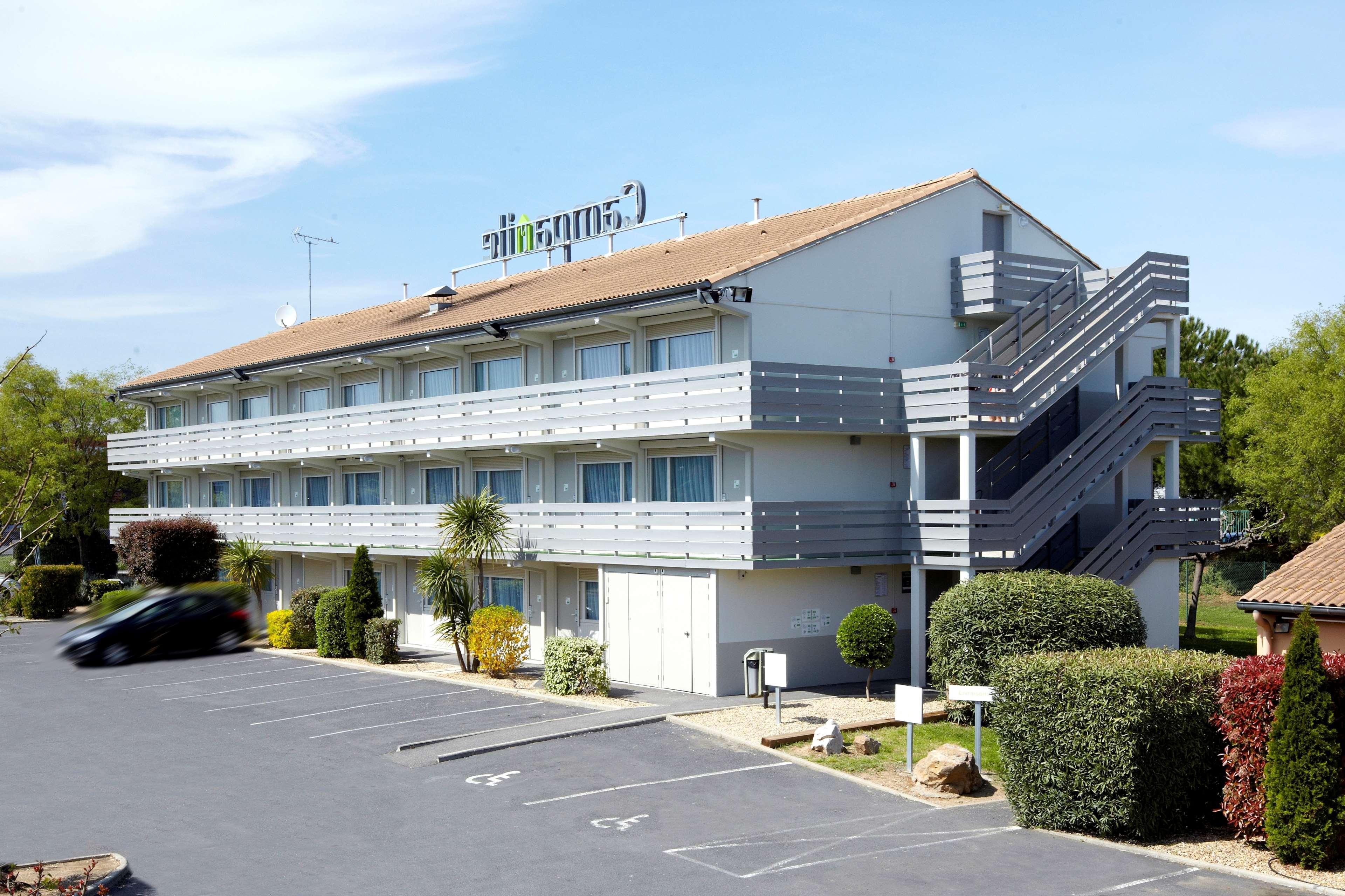 Campanile Beziers A9/A75 Otel Dış mekan fotoğraf